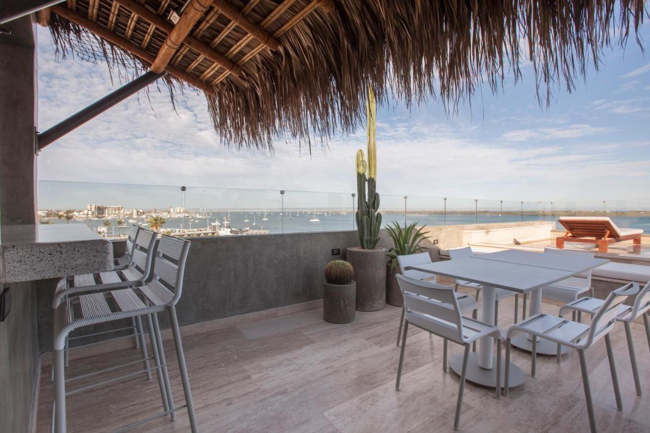 Malecon 1680 Hotel La Paz Bagian luar foto